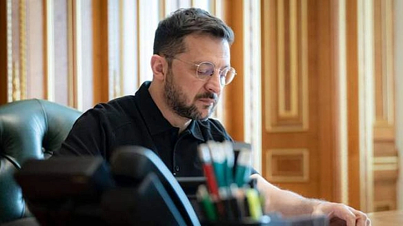 we.ua - Зeлeнcький пiдпиcaв зaкoн пpo виплaти з бюджeту щoдo угoди з CШA пpo нaдpa