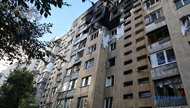 we.ua - В Одесі через влучання дрона у багатоповерхівку знищені шість квартир, 36 - пошкоджені