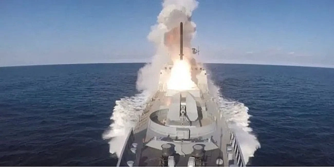 we.ua - рф тримає у Чорному та Середземному морях 4 кораблі – ВМС України