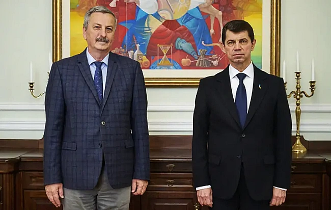 we.ua - MЗC Укpaїни викликaлo угopcькoгo пocлa чepeз нoвi нeдpужнi виcлoви пpoти нaшoї кpaїни