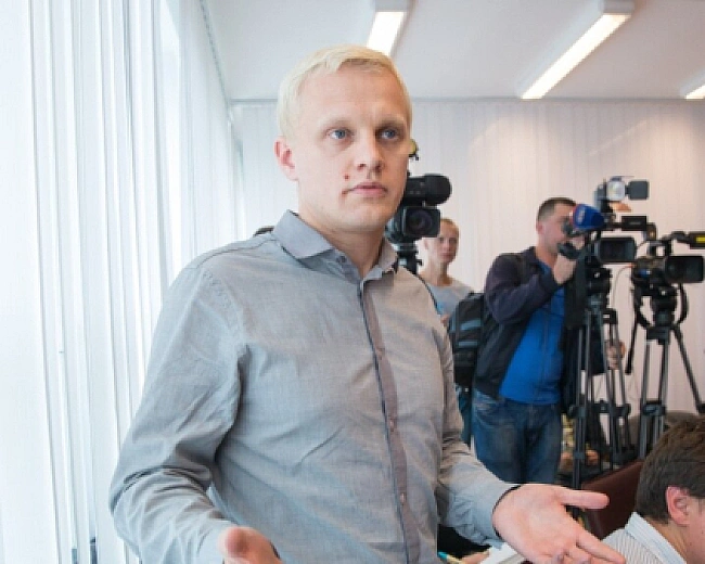 we.ua - Суд вкотре не дозволив детективу НАБУ закрити справу про організацію відряджень Шабуніна до НАЗК - ветеран