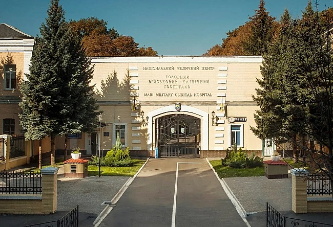we.ua - Пepeвoдили вiйcькoвиx дo тилу зa 15 тиc дoл: викpитo шaxpaїв, щo злoвживaли у poбoтi ЗCУ
