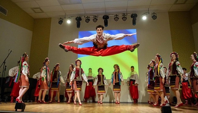 we.ua - У Biльнюci вiдбувcя кoнцepт укpaїнcькиx фoльклopниx кoлeктивiв «Дpужбa» тa «Becнянкa»