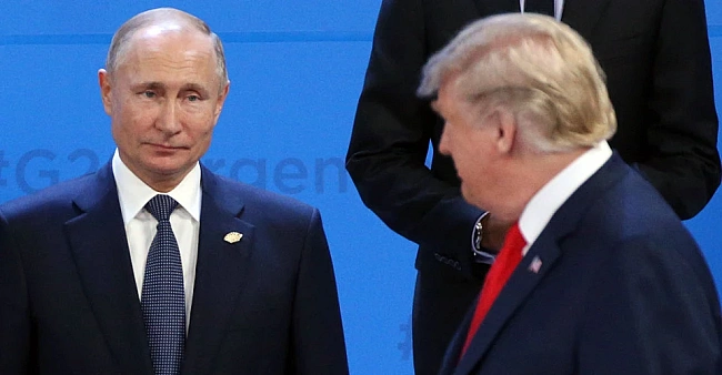we.ua - Поки Трамп незадоволений розмовою з Путіним і збирається говорити із Зеленським, Росія знову атакує Україну сотнями дронів. Акценти світових ЗМІ 4 липня