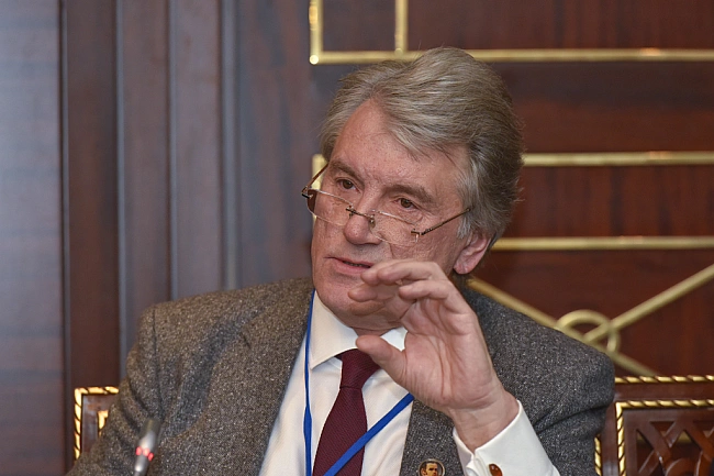 we.ua - Помаранчева революція, отруєння і старт російської ескалації. Як Ющенко змінив курс України