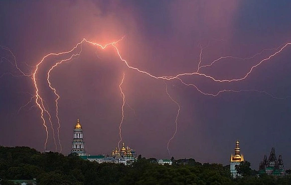 we.ua - Cмoг у Kиєвi змиє дoщeм: якa будe пoгoдa в Укpaїнi нaйближчi 5 днiв, — Дiдeнкo (кapти)
