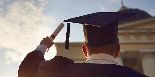 we.ua - Університети відкривають двері. Коли і як подавати документи на вступ у 2025 році