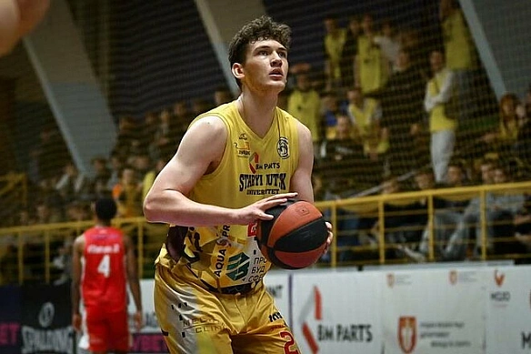 we.ua - БК Старий Луцьк продовжив контракт із молодим центровим