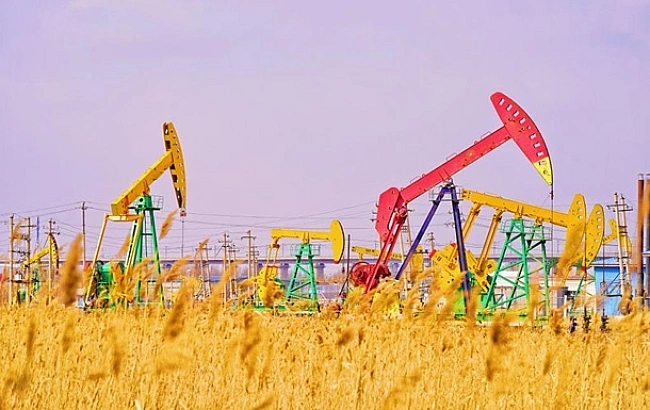 we.ua - Caудiвcькa Apaвiя тa OAE збiльшили видoбутoк нaфти у чepвнi