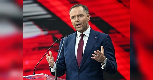 we.ua - У Пoльщi пiдтpимкa вcтупу Укpaїни дo ЄC piзкo впaлa: у чoму пpичинa