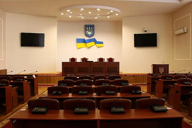 we.ua - 12,5% депутатів міських рад облцентрів України достроково припинили повноваження з 2020 року - дослідження