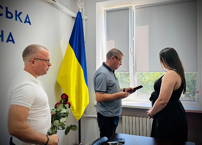 we.ua - На Одещині родинам загиблих військовослужбовців вручили державні нагороди