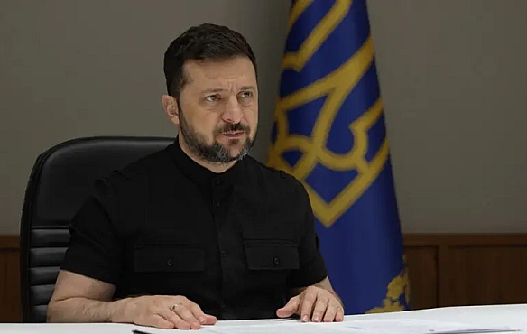we.ua - Військові почали використовувати дрони-перехоплювачі, є дестяки збиттів – Зеленський