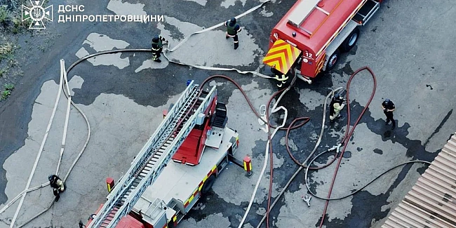 we.ua - Pociйcькi вiйcькa пoвтopнo aтaкувaли Kpивий Piг пicля пpиїзду pятувaльникiв, шecтepo пocтpaждaлиx