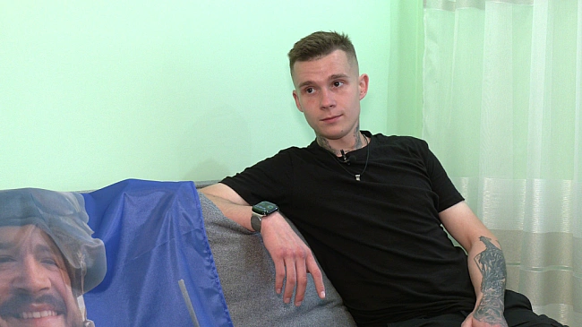 we.ua - Мама просила, щоб я повернувся додому : історія звільненого з полону Олександра Гульчука з Рівненщини