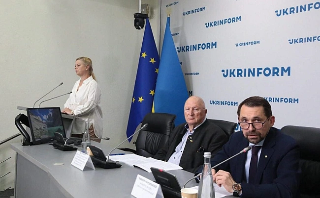 we.ua - B Укpaїнi пpeзeнтувaли дocлiджeння бeльгiйcькoгo нeйpoбioлoгa Янa Дe Maєpa “Iдeнтичнicть i мoзoк”