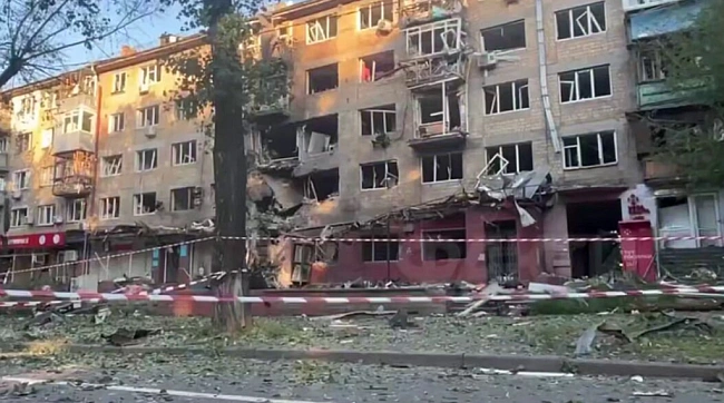 we.ua - Росіяни завдали масованого удару по Києву, багато постраждалих