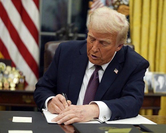 we.ua - Трамп прокоментував припинення постачання зброї Києву