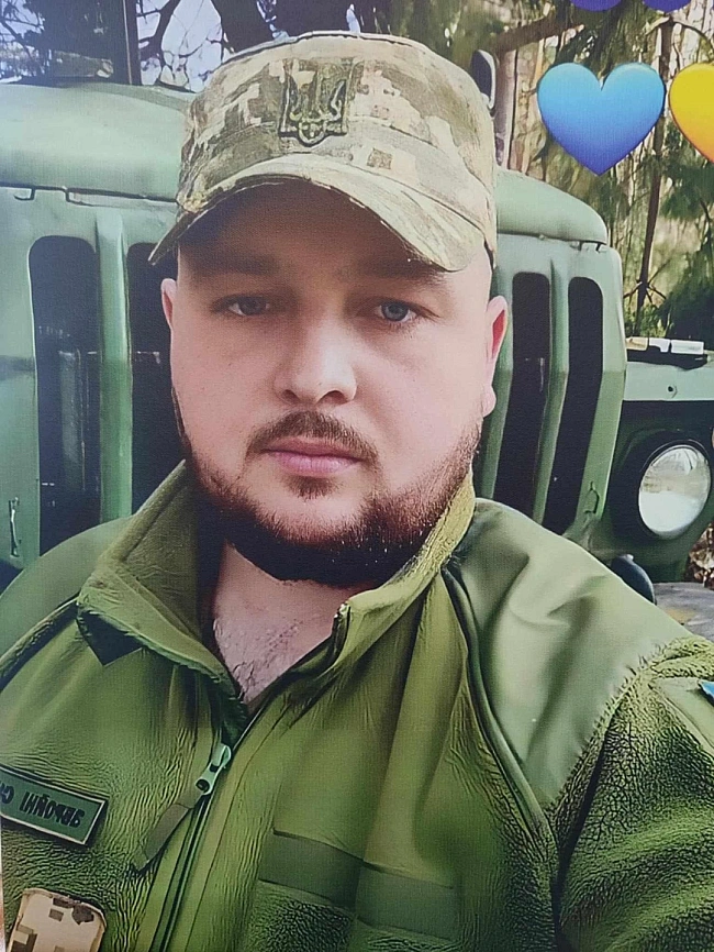 we.ua - На Тернопільщині зустріли звільненого з полону бійця Олега Кравця