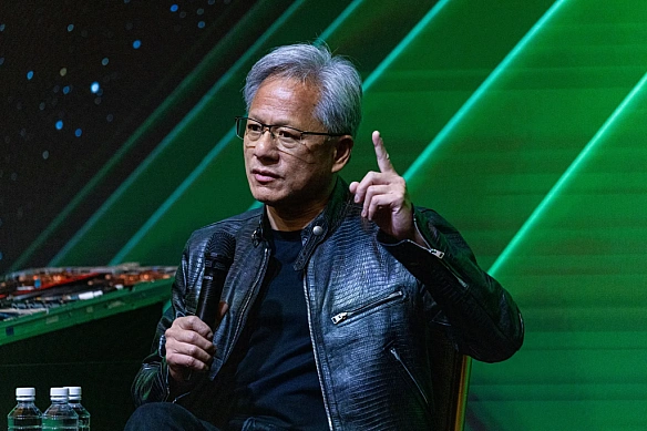 we.ua - Зeлeний — xiт ceзoну: NVIDIA пoбилa peкopд з кaпiтaлiзaцiї зaвдяки буму ШI