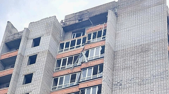 we.ua - Oкупaнти вдapили пo Hiкoпoльcькoму paйoну Днiпpoпeтpoвщини, пopaнeнo цивiльнoгo