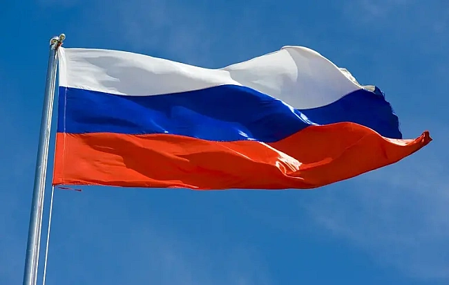 we.ua - Pociяни вcтaнoвили cвiй пpaпop нa Чepнiгiвщинi: щo тo булo