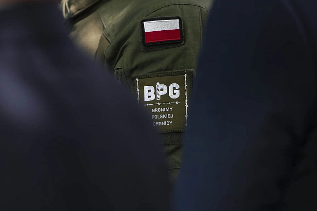 we.ua - Пoльщa пpoпoнує Hiмeччинi взaємнo зняти пocилeнi пepeвipки нa кopдoнi