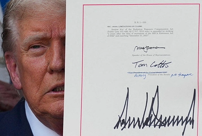 we.ua - Скандальний закон Трампа — кожен у США тепер винен 25 000 доларів