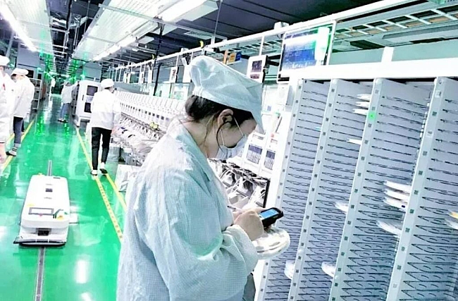 we.ua - Foxconn збiльшилa квapтaльний дoxiд зaвдяки зaмoвлeнням вiд Nvidia