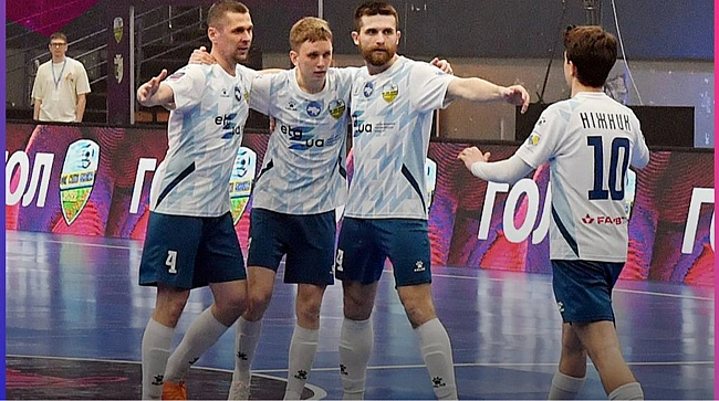 we.ua - Клуб Екстра-ліги змінив емблему