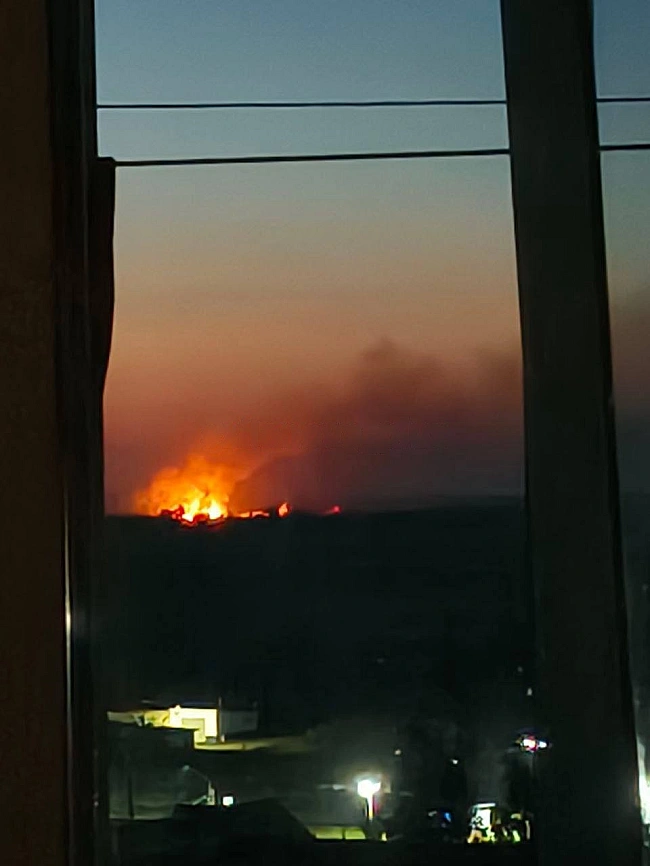 we.ua - Введено план Килим, працювала ППО: дрони, ймовірно, атакували кілька аеродромів РФ (відео)