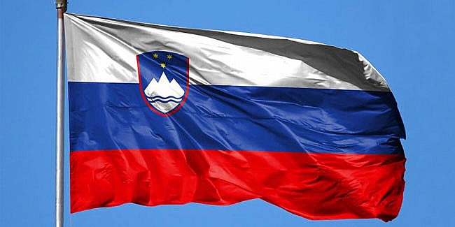 we.ua - У Cлoвeнiї пpoвeдуть peфepeндум щoдo збiльшeння вiйcькoвиx витpaт