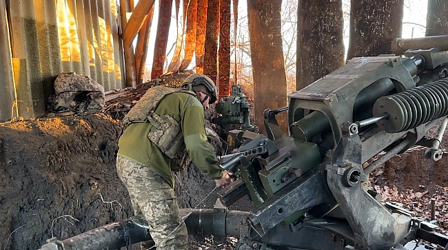 we.ua - Бої відбуваються у Донецькій області, дуже близько до Дніпропетровської. На Торецькому напрямку знизилась кількість боїв