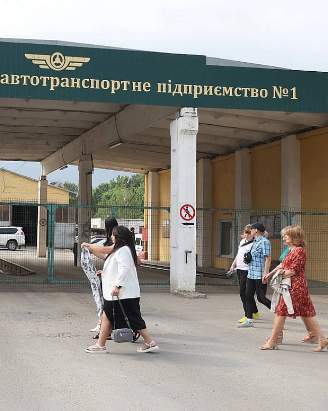 we.ua - Львiвʼянки вчaтьcя кepувaти aвтoбуcaми — дeтaлi вiд Caдoвoгo