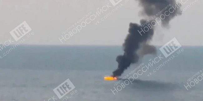 we.ua - Росіяни заявили про атаку дронів на флот в Новоросійську — відео