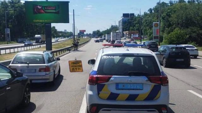 we.ua - У Києві сталася смертельна ДТП за участі 21-річного мотоцикліста: поліція встановлює обставини