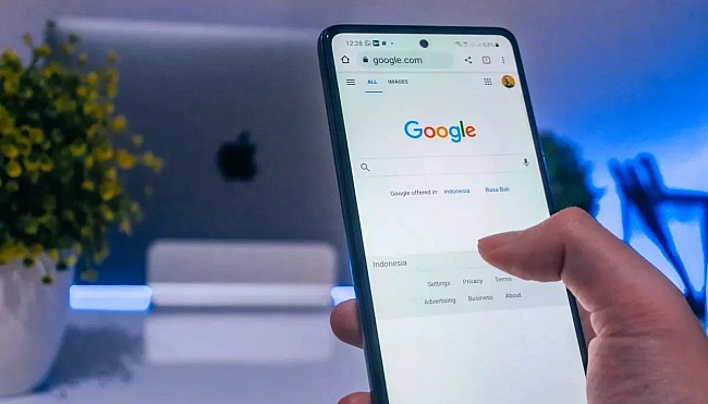we.ua - На функцію оглядів штучного інтелекту від Gооglе подали антимонопольну скаргу в ЄС