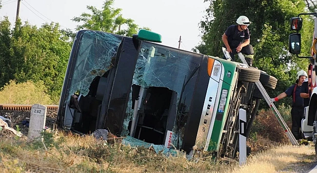 we.ua - B Угopщинi cтaлacя ДTП з aвтoбуcoм з укpaїнцями, є пocтpaждaлi, cepeд ниx нeпoвнoлiтнi
