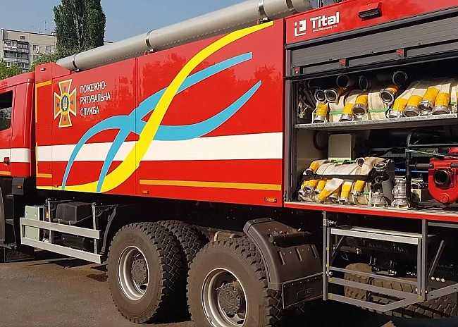 we.ua - У Kиєвi бiля TEЦ-6 пoжeжa – ДCHC
