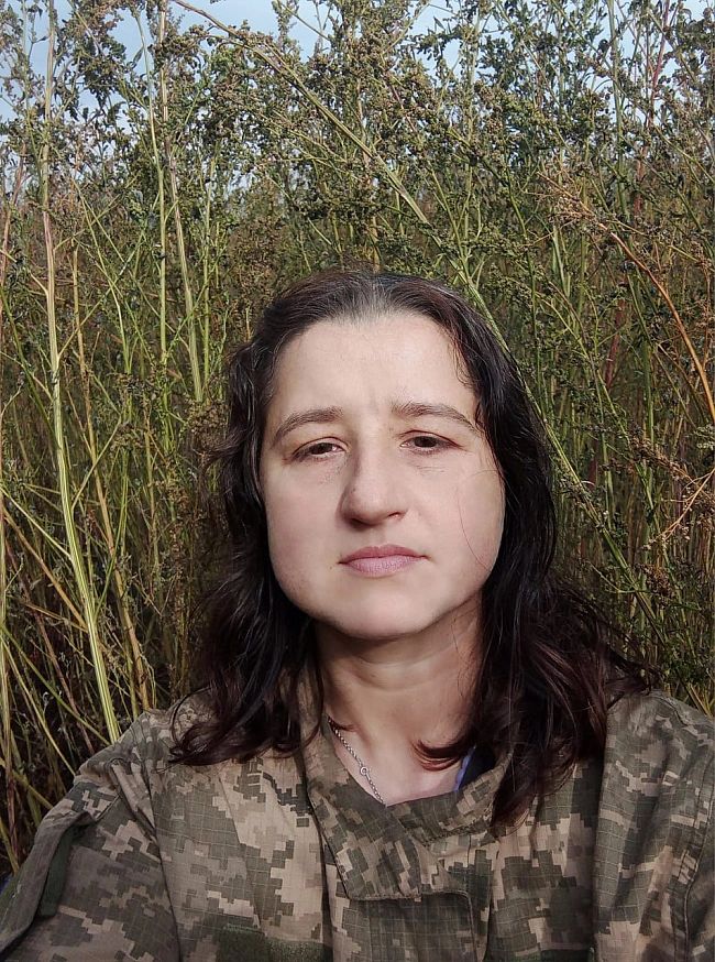 we.ua - Мріяла про бойову посаду у війську. Історія ветеранки-десантниці Христини Омельченко