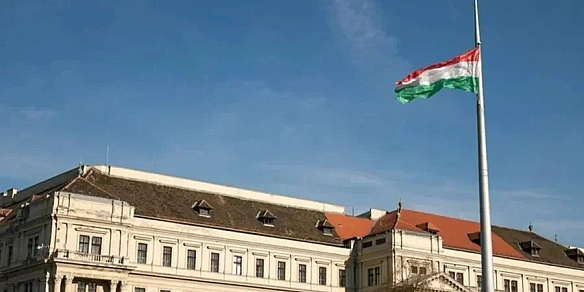 we.ua - В Угорщині автобус з українцями потрапив у ДТП, постраждали 19 пасажирів, більшість із них — неповнолітні