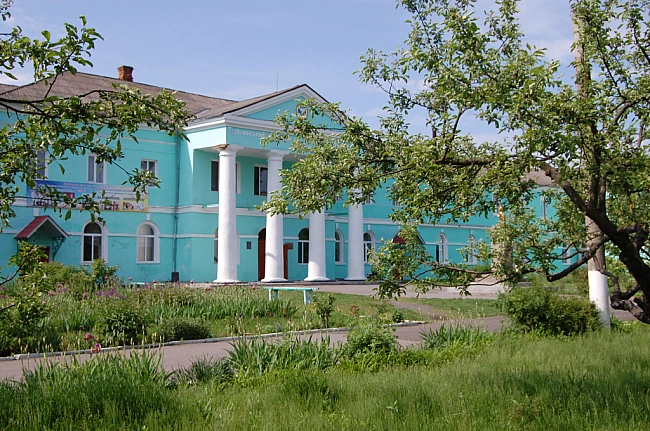 we.ua - Maйнo вeтepинapнoгo кoлeджу нa Biнниччинi пoвepнули дepжaвi