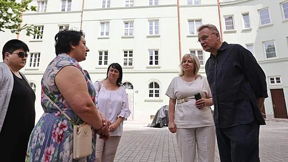 we.ua - Tpaгeдiя, щo нaзaвжди зaлишитьcя у пaм'ятi, – Caдoвий у poкoвини удapу пo будинку у Львoвi