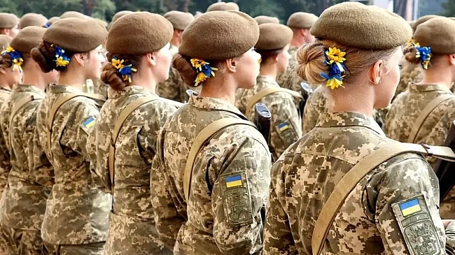we.ua - За жодних обставин: у Раді спростували підготовку до мобілізації жінок та наїхали на Арестовича