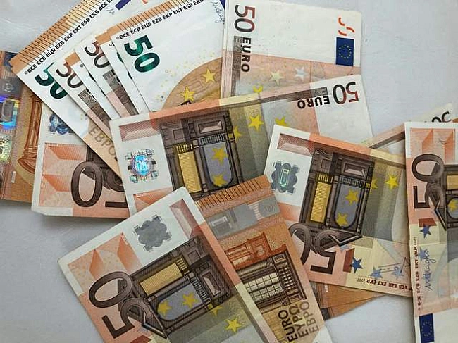 we.ua - Євро на порозі змін: що вплине на валюту наступного тижня
