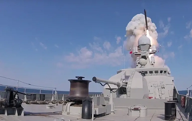 we.ua - Росіяни знову вивели в Чорне море носії Калібрів — ВМС
