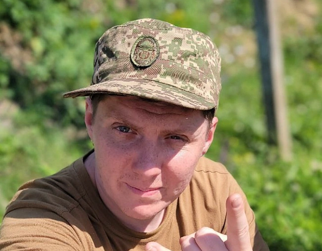 we.ua - Барабанщик Жадан і Собаки Віталій Бронішевський мобілізувався до лав Національної гвардії