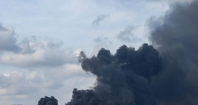 we.ua - Ворожа атака: у Миколаєві попередньо постраждала людина, лунали вибухи