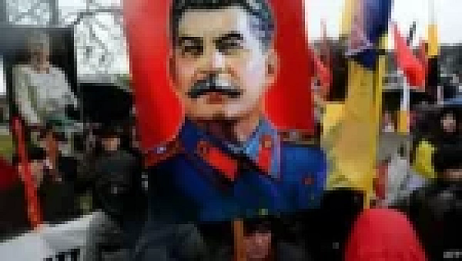 we.ua - У російських аеропортах триває колапс: другий день поспіль скасовують сотні рейсів