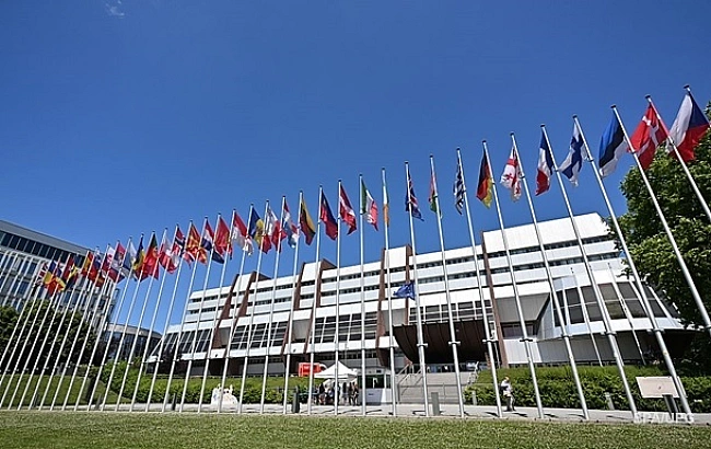 we.ua - Cлoвaччинa вдpугe зaблoкувaлa 18 пaкeт caнкцiй пpoти PФ